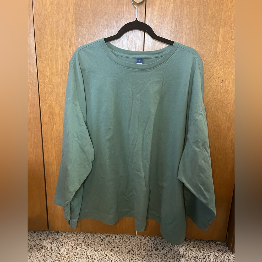 Old Navy Green Long Sleeve Tee